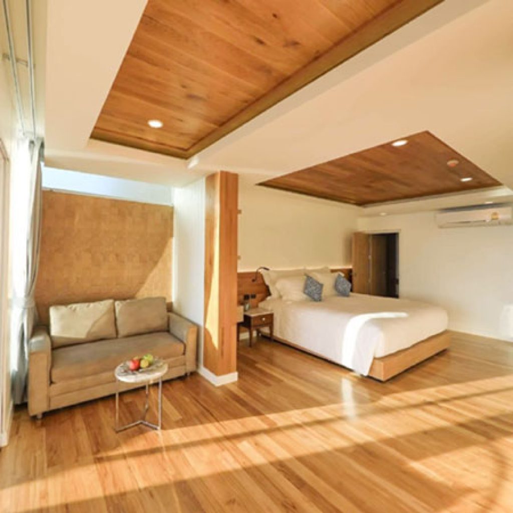 Oak wood in the bedroom