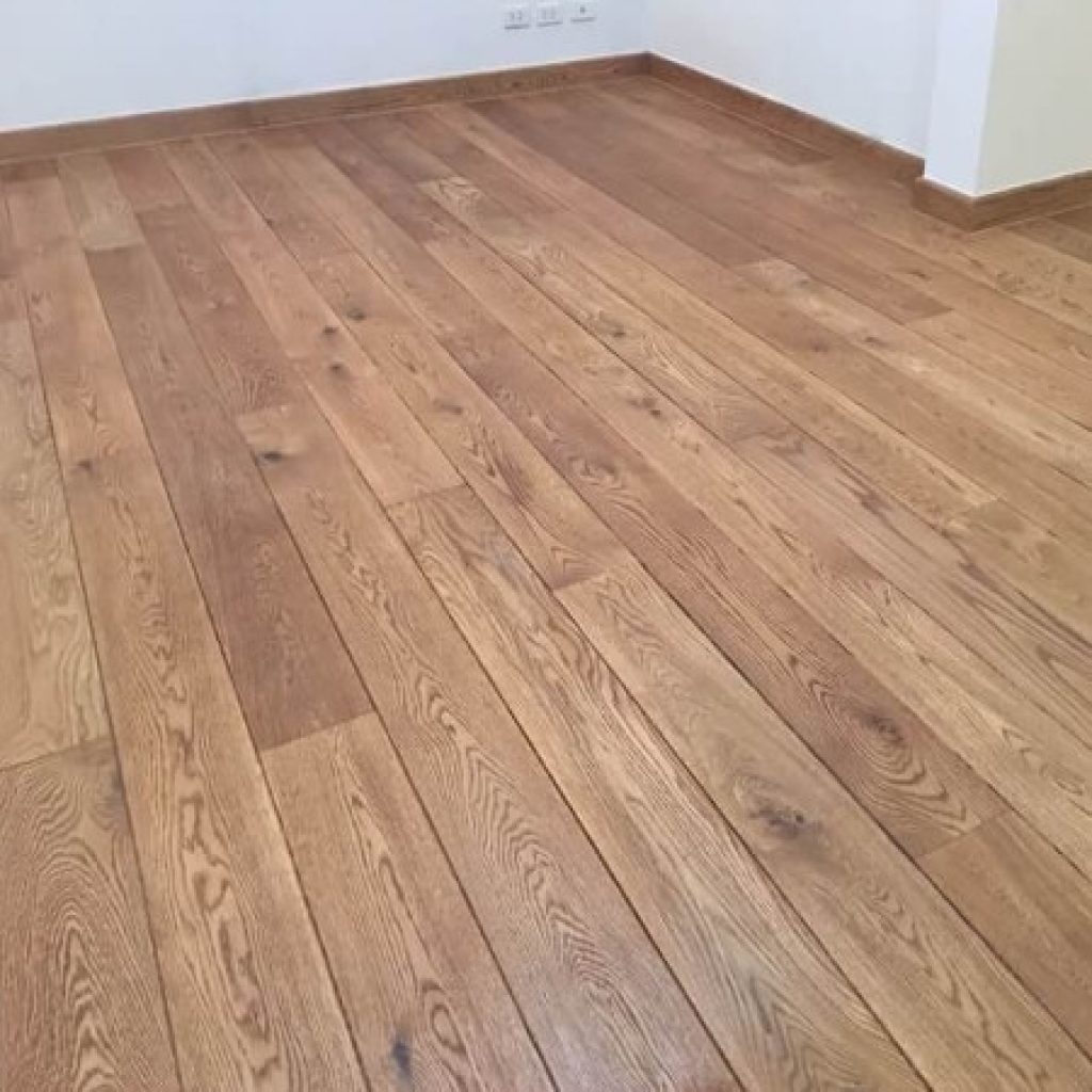 Pisos de madera de teca de roble
